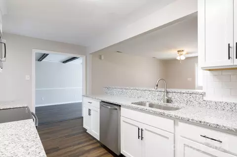 1318 Mcdow Dr, Rock Hill, SC 29732
