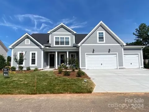 139 Dabbling Duck Cir, Mooresville, NC 28117