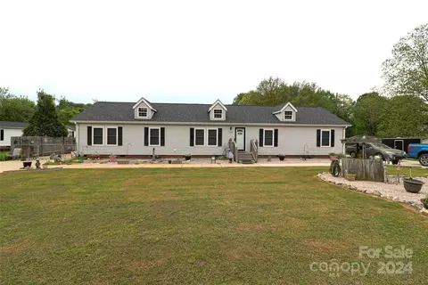 2285 Hendrix Rd, Maiden, NC 28650