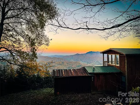 1375 Swing Rd, Burnsville, NC 28714