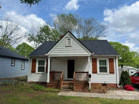 2133 Camp Greene St, Charlotte, NC 28208