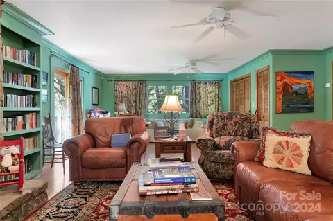 50 Summer Rd, Cedar Mountain, NC 28718 photo 14