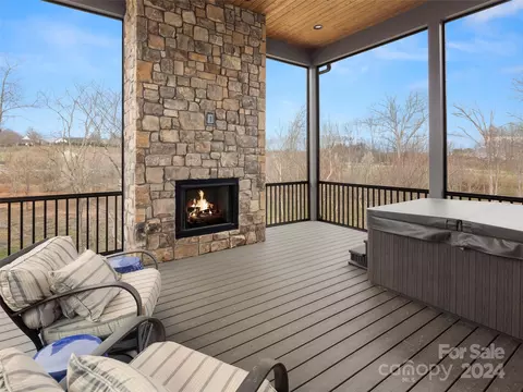 535 Daniel Circle Dr, Mills River, NC 28759 photo 11