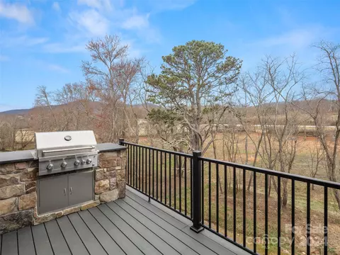535 Daniel Circle Dr, Mills River, NC 28759 photo 14