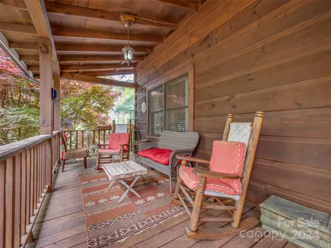 Exterior - 535 Glen Echo Cir, Saluda, NC 28773 photo 6 of 14
