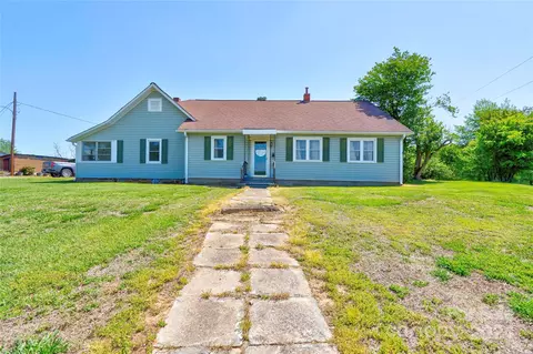 2624 Wood Rd, Mooresboro, NC 28114