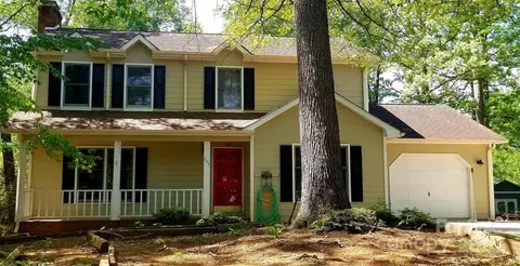 207 Woodridge Dr, Belmont, NC 28012