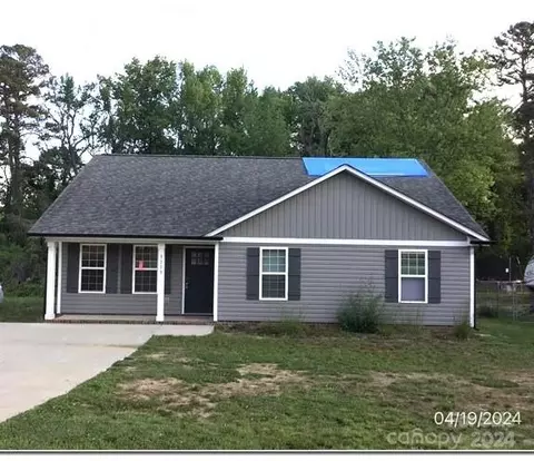 3113 Cochrane Dr, Charlotte, NC 28269