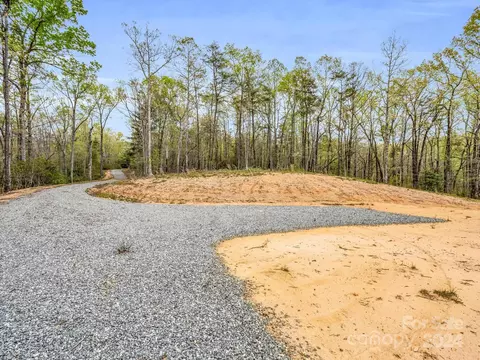 195 Hidden Hills Dr, Rutherfordton, NC 28139