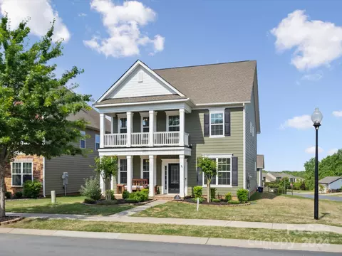 1018 Delridge St, Waxhaw, NC 28173