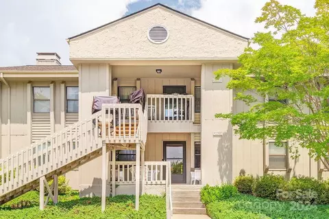 1403 Abbey Cir, Asheville, NC 28805