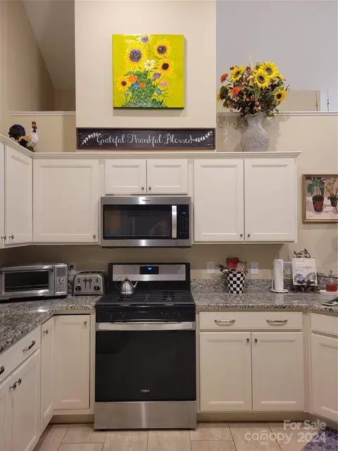 437 Summerfield Pl, Flat Rock, NC 28731 photo 14