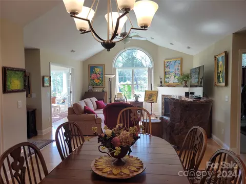 437 Summerfield Pl, Flat Rock, NC 28731 photo 11