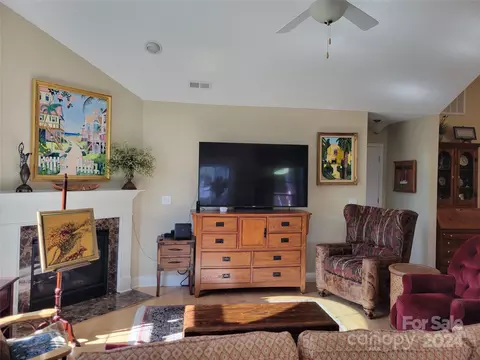 437 Summerfield Pl, Flat Rock, NC 28731 photo 10