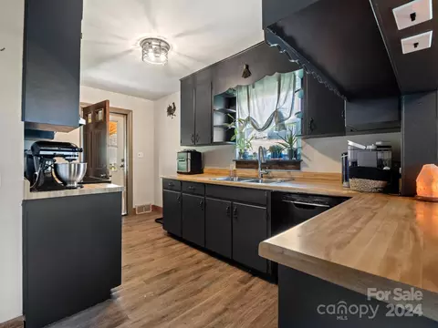 Kitchen - 78 Circle Dr, Canton, NC 28716 photo 1 of 3