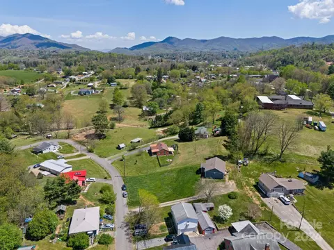 View/Area - 78 Circle Dr, Canton, NC 28716 photo 5 of 6