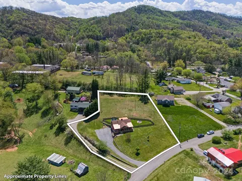 View/Area - 78 Circle Dr, Canton, NC 28716 photo 3 of 6