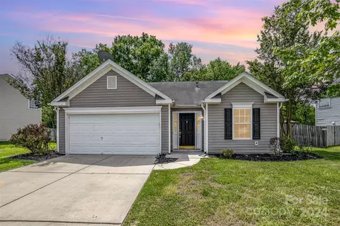3805 Edgeview Dr, Indian Trail, NC 28079