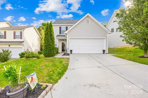 932 Sundance Dr, Gastonia, NC 28054