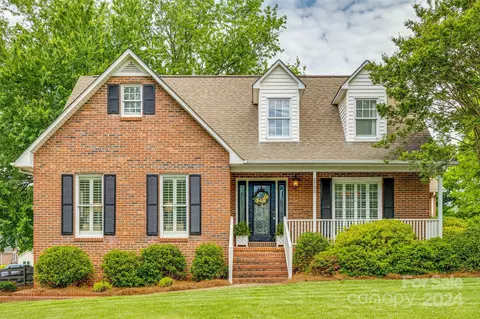 2150 Jefferson Ave, Gastonia, NC 28056