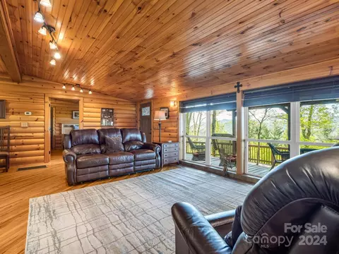 195 Spring Mountain Rd, Fairview, NC 28730 photo 13