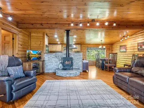 195 Spring Mountain Rd, Fairview, NC 28730 photo 15