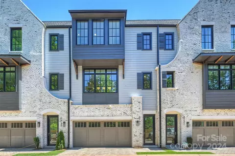 6117 Berryhill Towns Dr, Charlotte, NC 28270