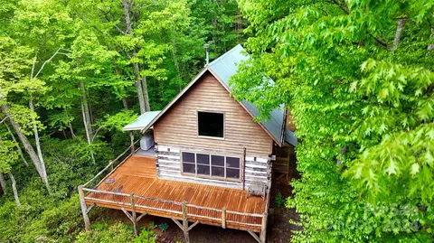 755 Hollyberry Ln, Marshall, NC 28753