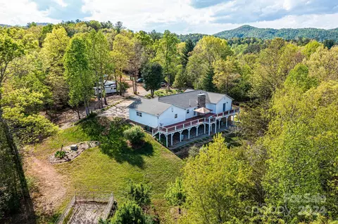 3275 Frog Crossing Pl, Lenoir, NC 28645