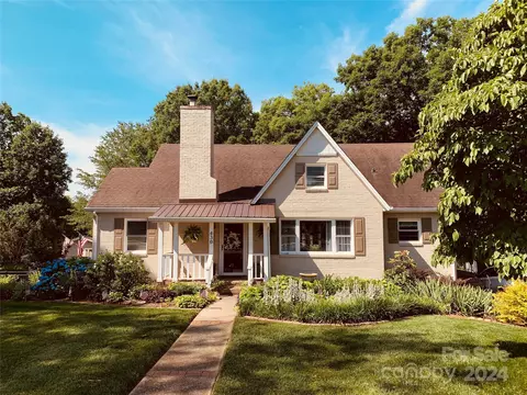 430 7th Ne Ave NE, Hickory, NC 28601