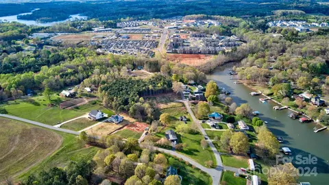 4229 Candlewood 10 Dr #10, Sherrills Ford, NC 28673