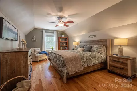 Bedroom - 341 Dockside Dr, Nebo, NC 28761 photo 3 of 7