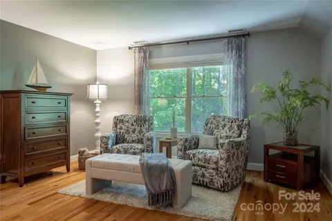 Living - 341 Dockside Dr, Nebo, NC 28761 photo 3 of 5