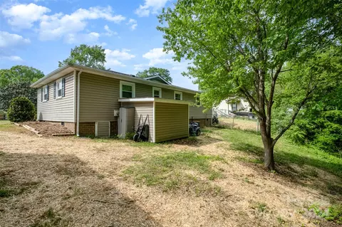 Exterior - 806 Chestnut St, Stanley, NC 28164 photo 8 of 10