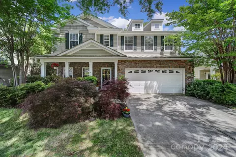 1045 Lilly Pond Dr, Fort Mill, SC 29708