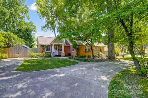 605 S Main St, Belmont, NC 28012
