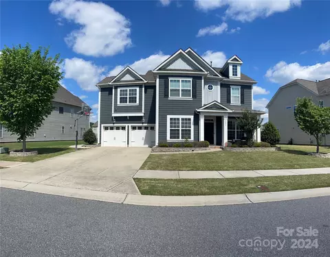 2675 Red Maple Ln, Harrisburg, NC 28075