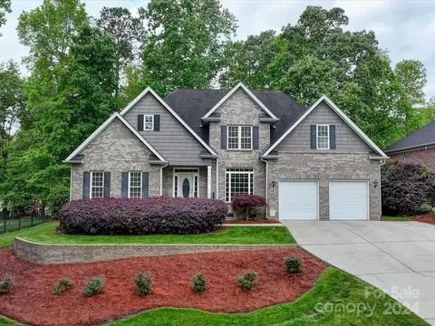 3717 Carolina Cherry Ct, Gastonia, NC 28056