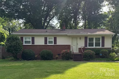809 Tryon St, Shelby, NC 28150