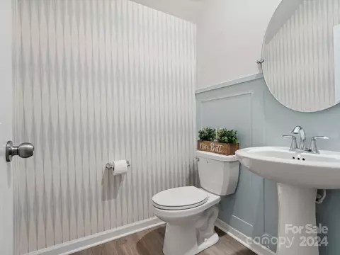 Bath - 1807 Loggerhead Dr, Lancaster, SC 29720 photo 1 of 5