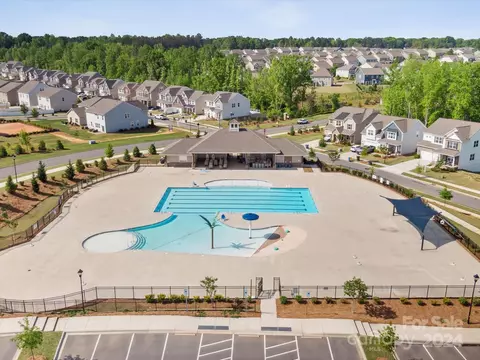 Exterior - 1807 Loggerhead Dr, Lancaster, SC 29720 photo 8 of 9