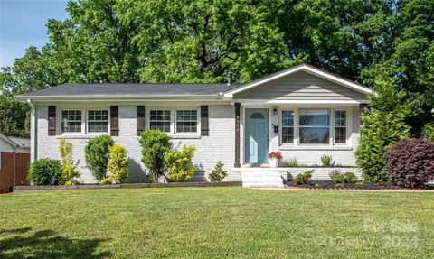 4824 Charleston Dr, Charlotte, NC 28212