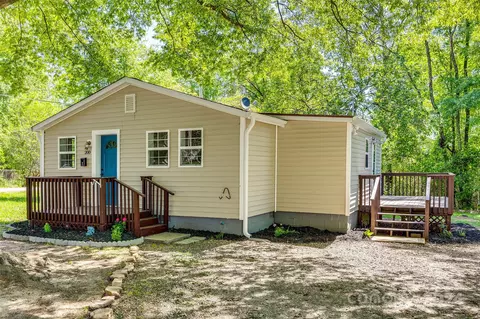 200 Barron Park, York, SC 29745
