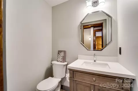 Bath - 254 Jay Bird Dr, Sylva, NC 28779 photo 1 of 6