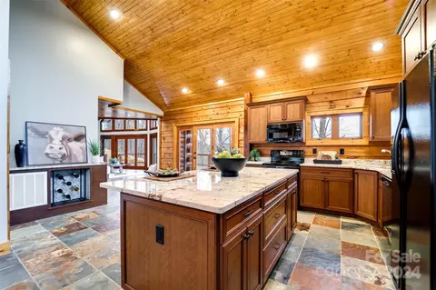 Kitchen - 254 Jay Bird Dr, Sylva, NC 28779 photo 1 of 4