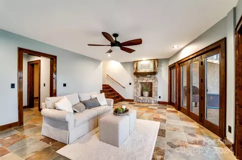 Living - 254 Jay Bird Dr, Sylva, NC 28779 photo 7 of 7