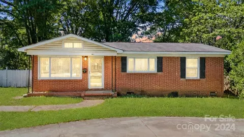1127 Clanton Rd, Charlotte, NC 28217