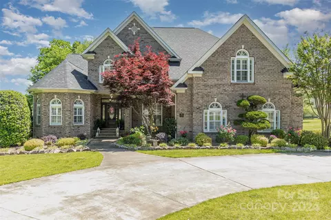 4413 Coddle Creek Dr, Concord, NC 28027