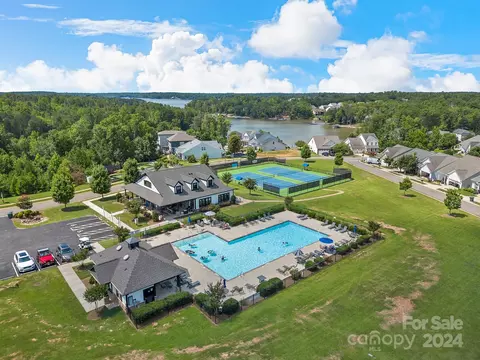 30123 Turtle Point Ct, Lancaster, SC 29720 photo 6