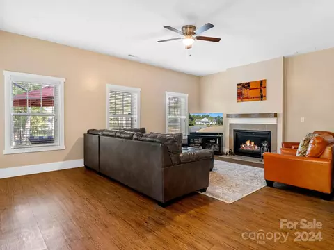30123 Turtle Point Ct, Lancaster, SC 29720 photo 18